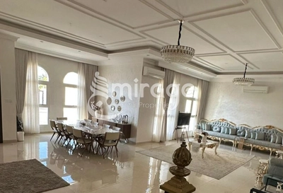 Huge 8BHK | Perfect Deal | Great Community-3