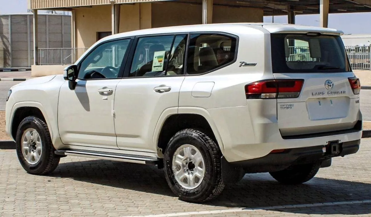 Toyota Land Cruiser GXR LAND CRUISER GXR 3.3L DIESEL 2024-3-0