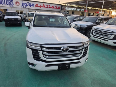 TOYOTA LAND CRUISER LC300 GXR 3.5L TWIN TURBO 2026-12