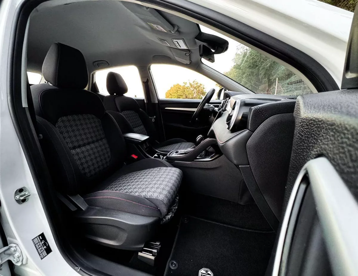 MG ZS COM MG ZS | 1.5 L | 2022| GCC | Accident-Free | In Excellent Condition | 496 P.M-8-0