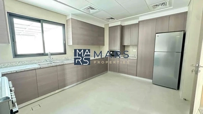 Brand new three bedroom corner unit available for rent in Sharjah Sustainable City for 130,000-14