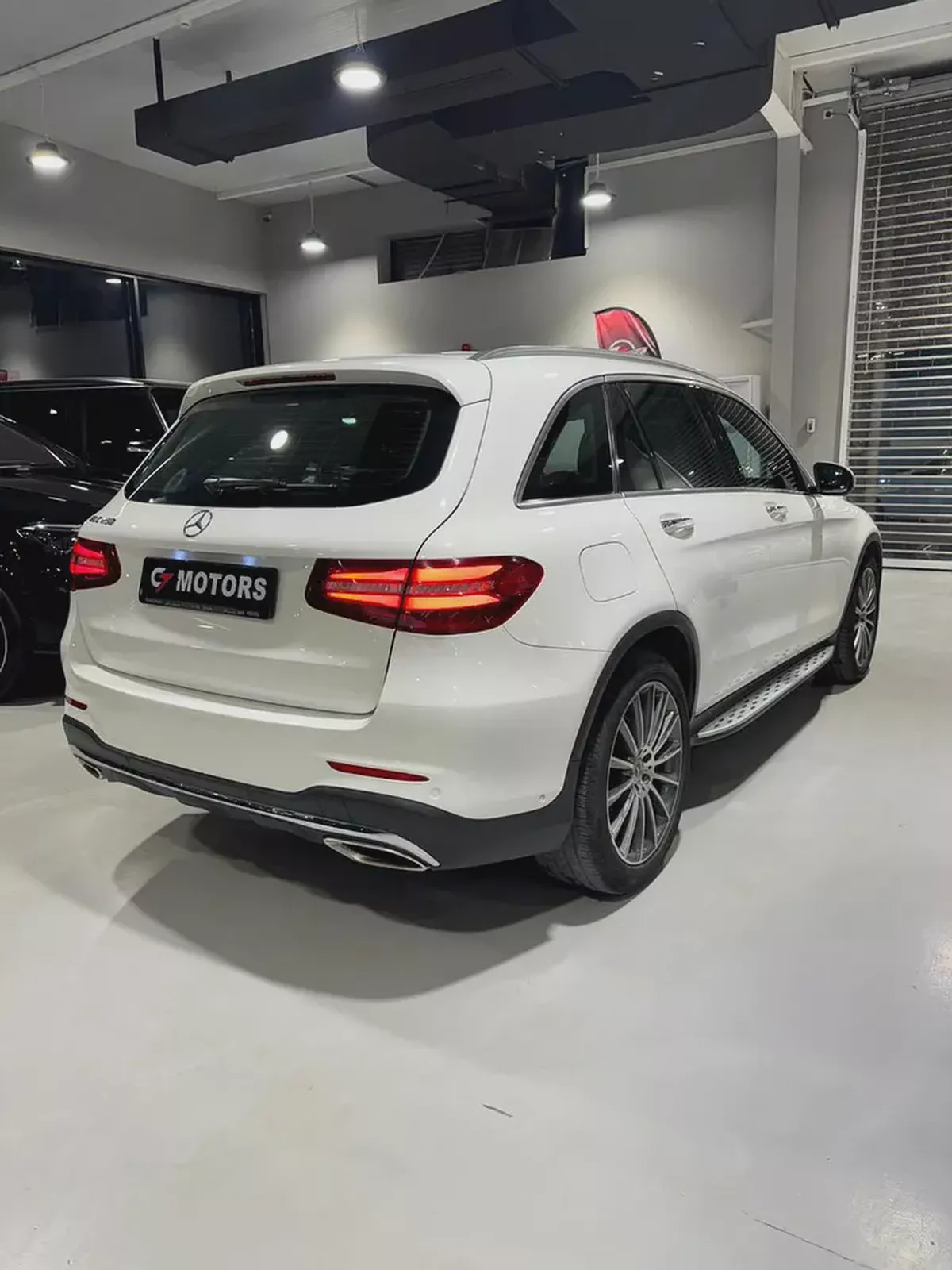 Mercedes-Benz GLC 250 4MATIC | 2018 | GCC | Full Option | Full service History | Monthly: 2,800 AED-1-1