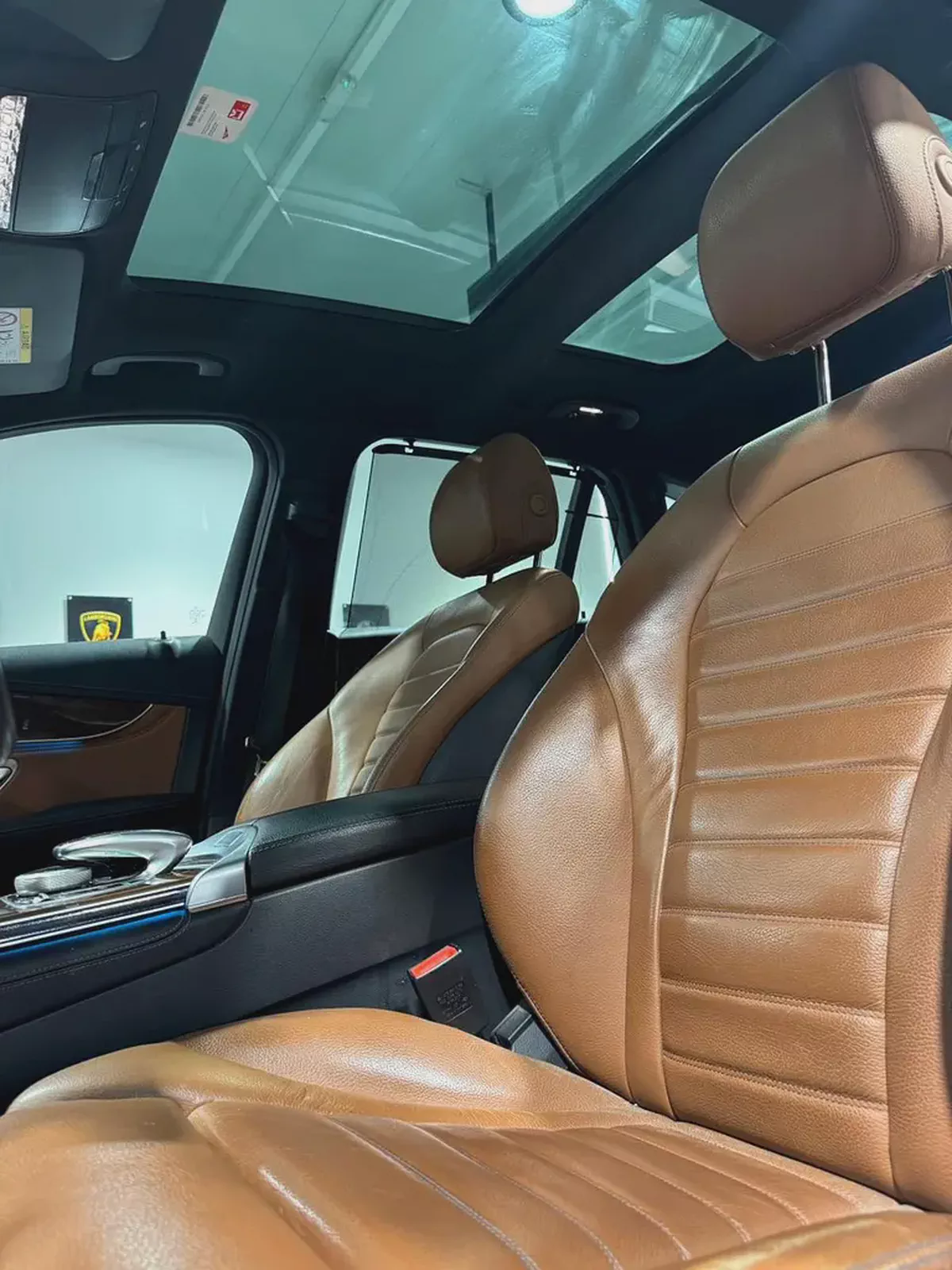 Mercedes-Benz GLC 250 4MATIC | 2018 | GCC | Full Option | Full service History | Monthly: 2,800 AED-7-7