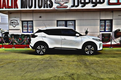 NISSAN KICKS 2022 MODEL AVAILABLE @ 895 only MONTLHY EMI WITH 20% DOWN PAYMENT.-3
