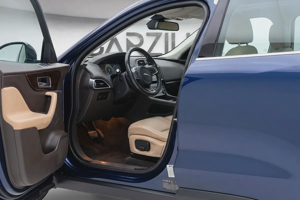 Jaguar F-Pace Pure 2018 l Excellent Condition l AED 1,187 / Monthly l 0% Downpayment-7-7
