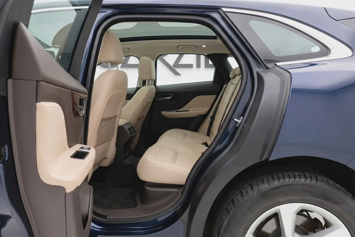 Jaguar F-Pace Pure 2018 l Excellent Condition l AED 1,187 / Monthly l 0% Downpayment-14-14