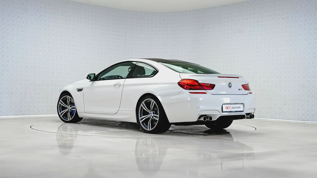 UAEs Very Best Example | Super Low KM-1-1