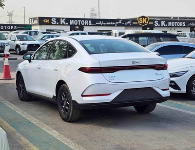 BYD QIN PLUS STANDARD STD DMI 55 KM PLUG IN HYBRID / 1.5L V4 PETROL / DVD +CAMERA / PUSH START / LEATHER SEATS (CODE# QINP-5