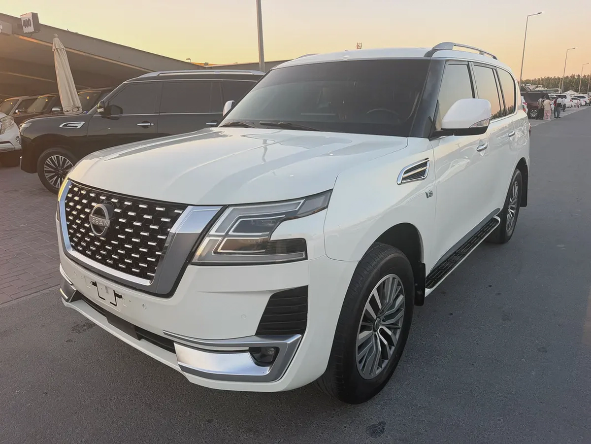 Nissan Patrol SE 2014 GCC Specs - Well Maintained-11-11