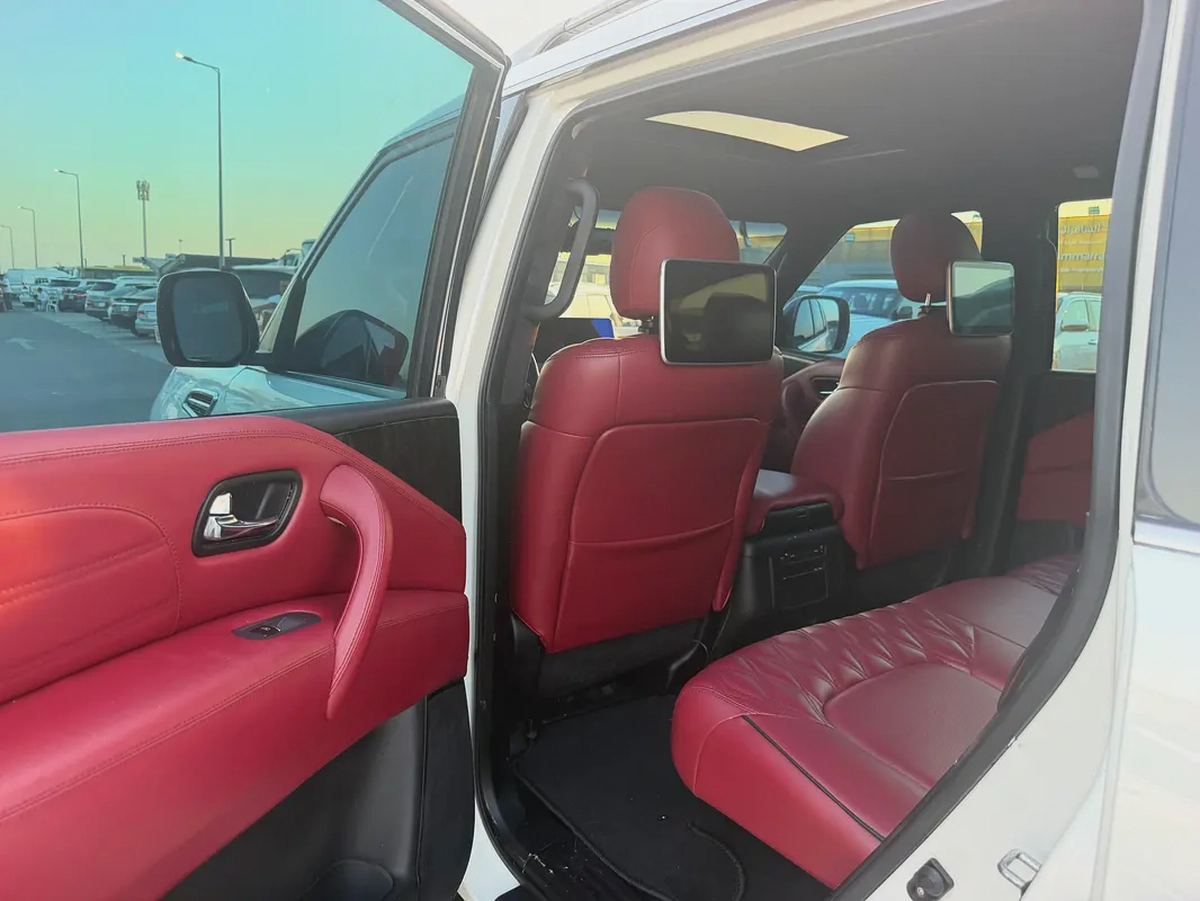Nissan Patrol SE 2014 GCC Specs - Well Maintained-3-3