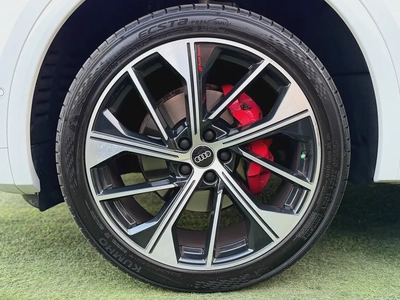 Audi Q5 S Line TFSI 45 Quattro Sportback  - GCC Specs-6