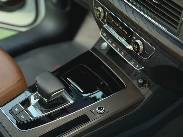 Audi Q5 S Line TFSI 45 Quattro Sportback - GCC Specs