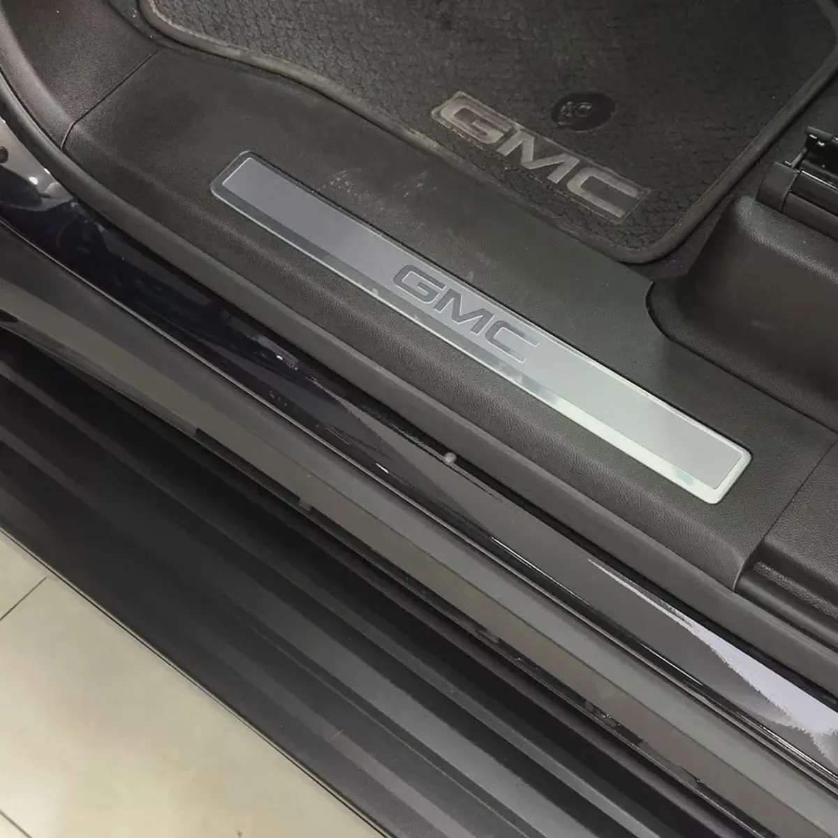 2025 GMC Yukon Elevation-12-12
