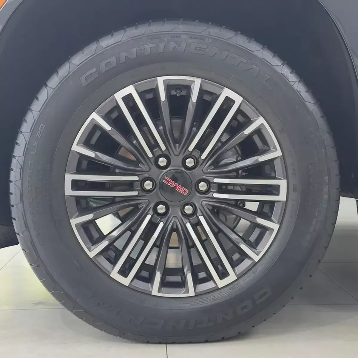 2025 GMC Yukon Elevation-16-16