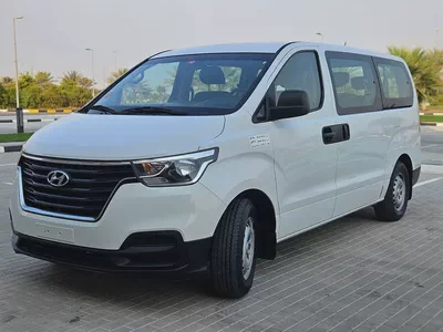 Hyundai H1 Passenger 2020 GCC Specs - Reliable 9-Seater Passenger Van With Low KM Premium Condition-3
