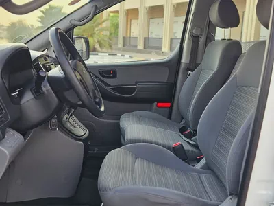 Hyundai H1 Passenger 2020 GCC Specs - Reliable 9-Seater Passenger Van With Low KM Premium Condition-5