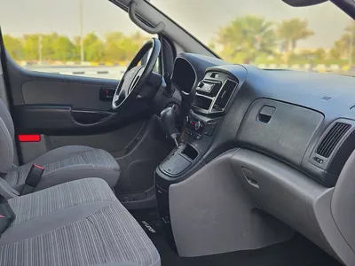 Hyundai H1 Passenger 2020 GCC Specs - Reliable 9-Seater Passenger Van With Low KM Premium Condition-6