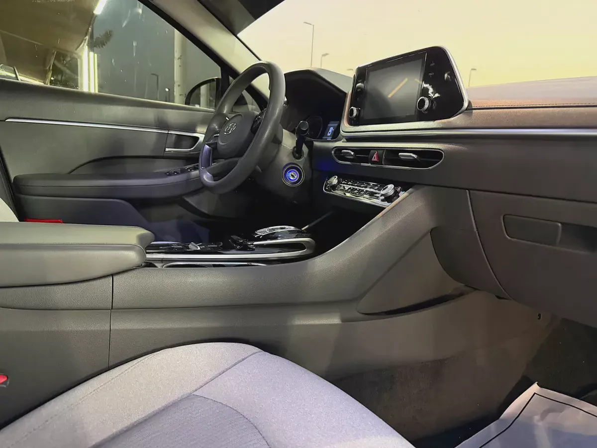 Hyundai Sonata GL 2021-16-16