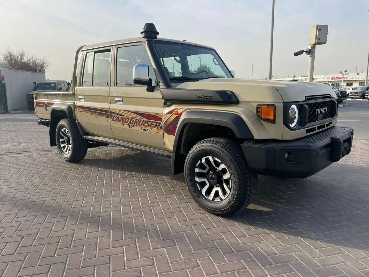 Toyota Land Cruiser 70 -20-0