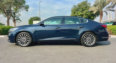 KIA CADENZA 2018 GCC SPEC FULL OPTION-5