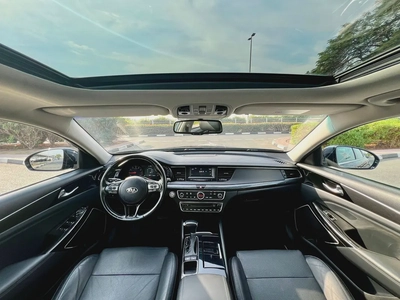 KIA CADENZA 2018 GCC SPEC FULL OPTION-12