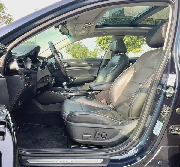 KIA CADENZA 2018 GCC SPEC FULL OPTION