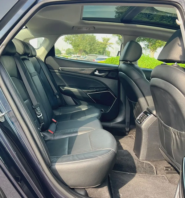 KIA CADENZA 2018 GCC SPEC FULL OPTION