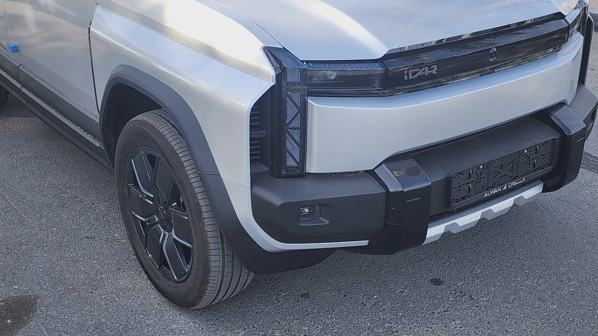 Chery iCAR 03T (Silver)-1-1