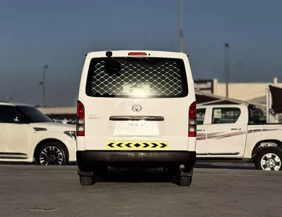 Toyota Hiace GL Toyota Hiace Van |  2022 | GCC | Accident-Free | In Excellent Condition | 1008 P.M-5