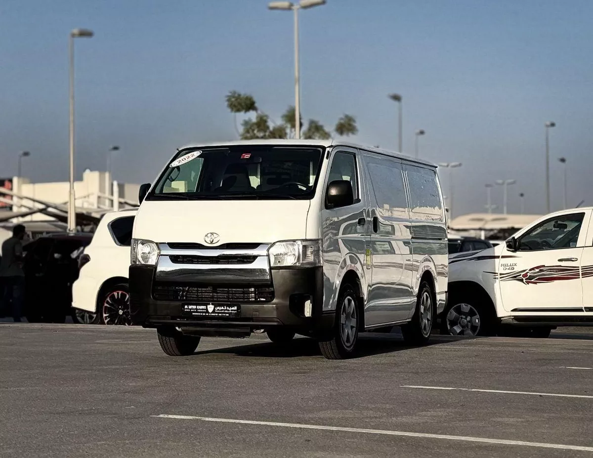Toyota Hiace GL Toyota Hiace Van |  2022 | GCC | Accident-Free | In Excellent Condition | 1008 P.M-2-0