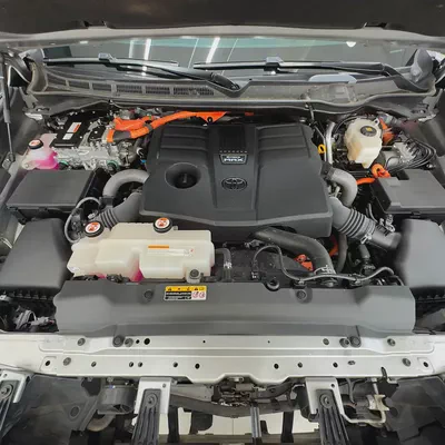 2024 Toyota Sequoia Limited hybrid-12