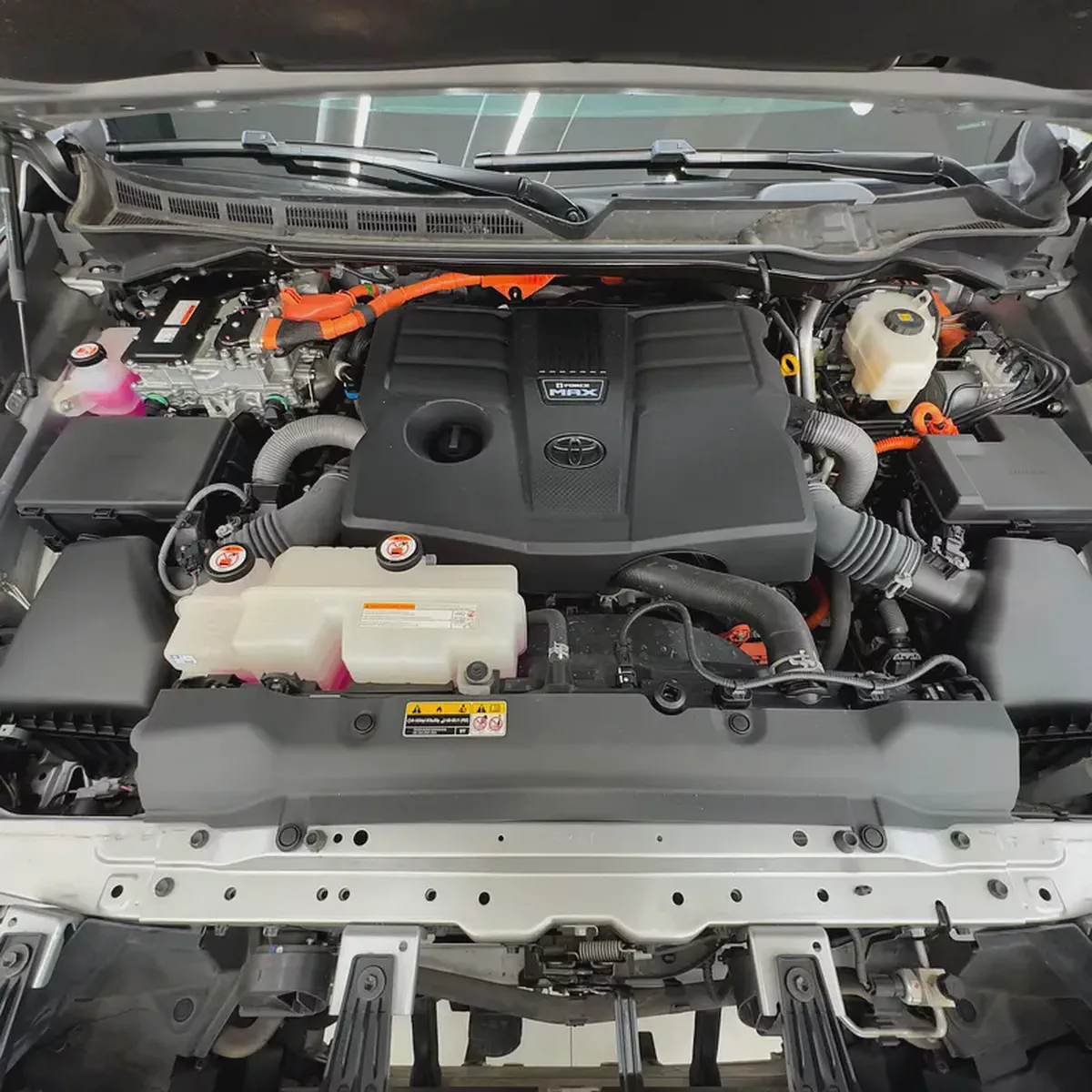 2024 Toyota Sequoia Limited hybrid-12-12