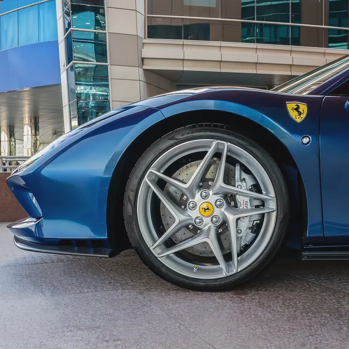 2021  FERRARI  F8 TRIBUTO  DONE ONLY 1500KM-10-10