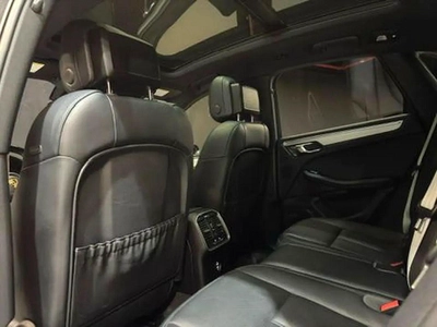 Porsche Macan AMERICAN SPEC | 2,630 / Month-9