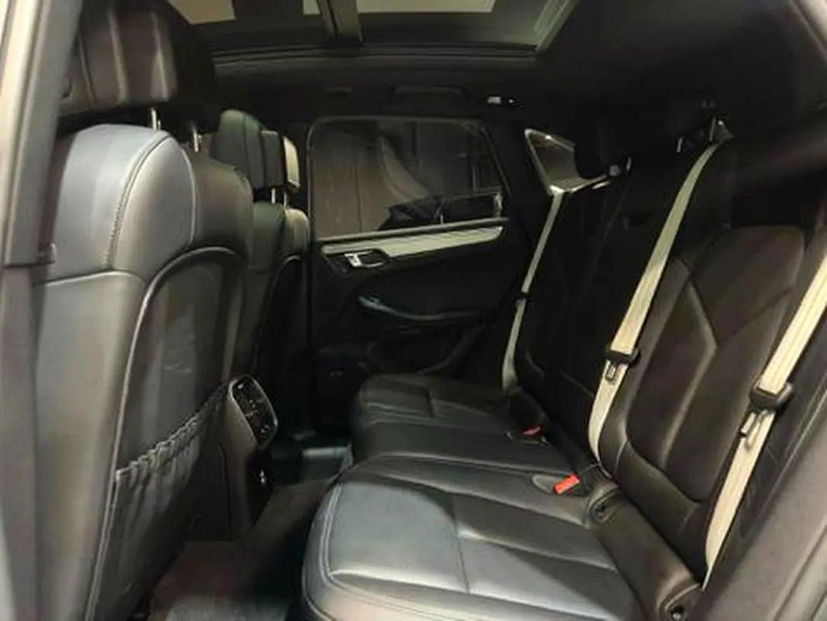 Porsche Macan AMERICAN SPEC | 2,630 / Month-11-0