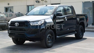 Toyota Hilux GL HILUX 2.4L MED OPTION-0