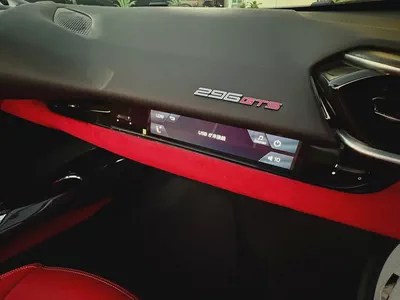 Ferrari 296 GTS 2024 | Japanese Specs | Hybrid V6 Performance-12