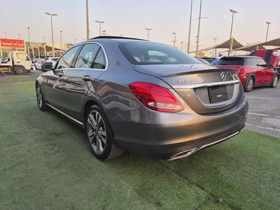 Mercedes-Benz C300 2018 - American Specs - Excellent Condition-5