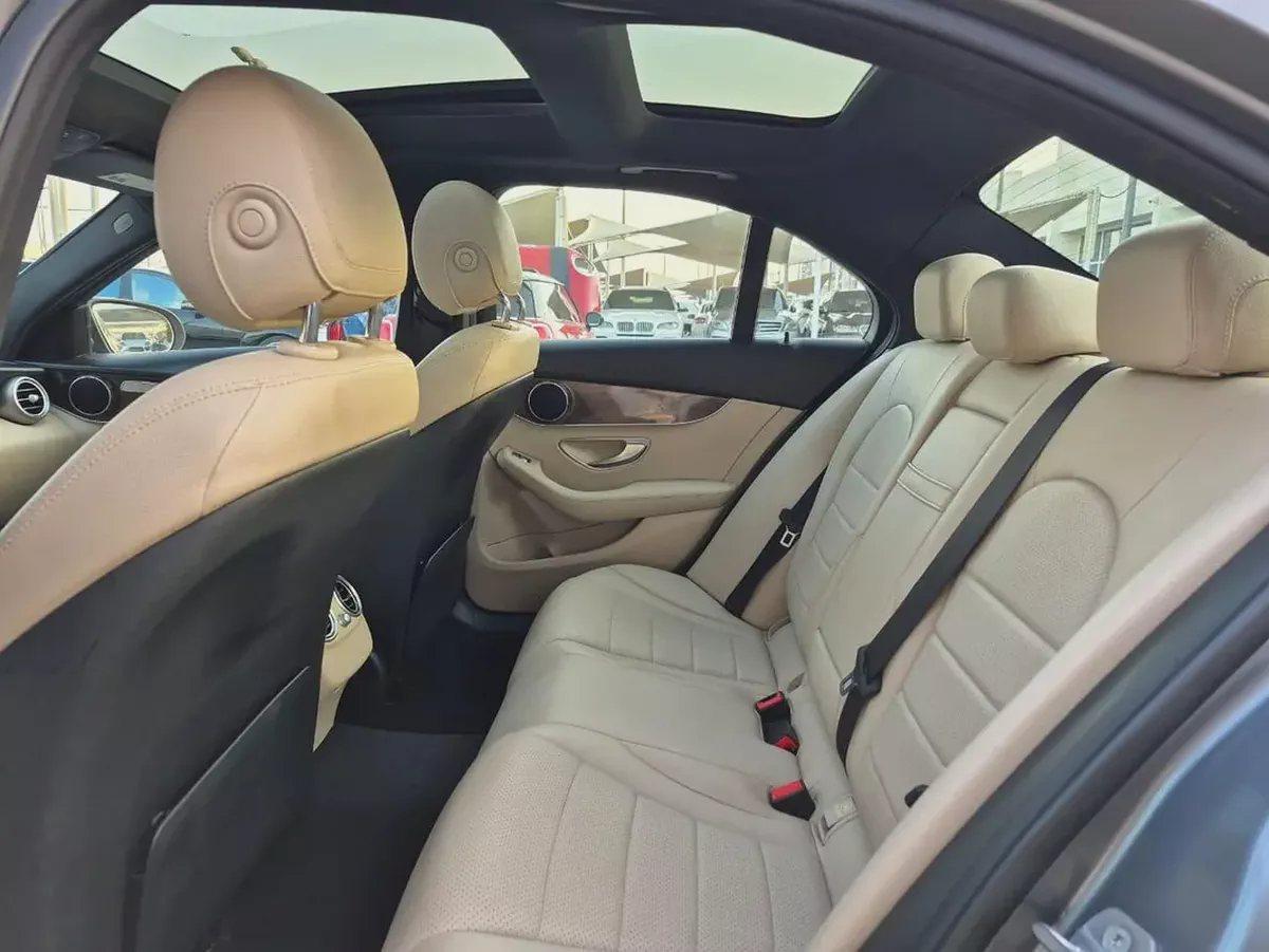 Mercedes-Benz C300 2018 - American Specs - Excellent Condition-15-15