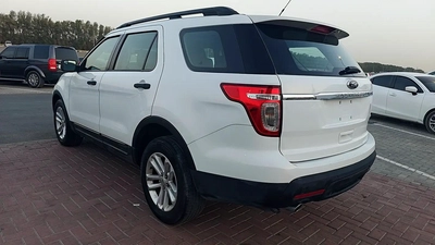 Ford Explorer Platinum 2014 - GCC Specs - Well Maintained-7