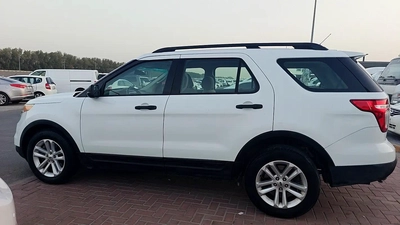Ford Explorer Platinum 2014 - GCC Specs - Well Maintained-11