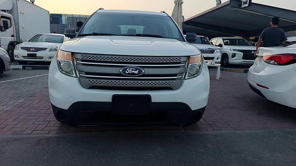 Ford Explorer Platinum 2014 - GCC Specs - Well Maintained