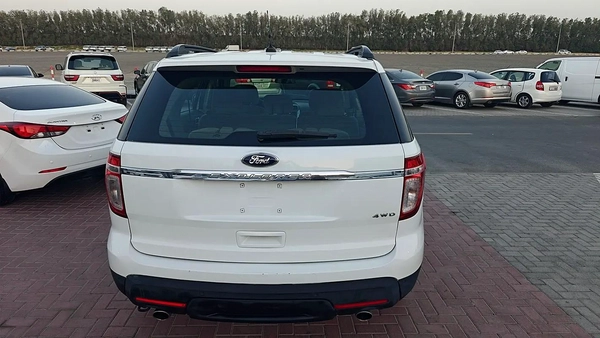 Ford Explorer Platinum 2014 - GCC Specs - Well Maintained