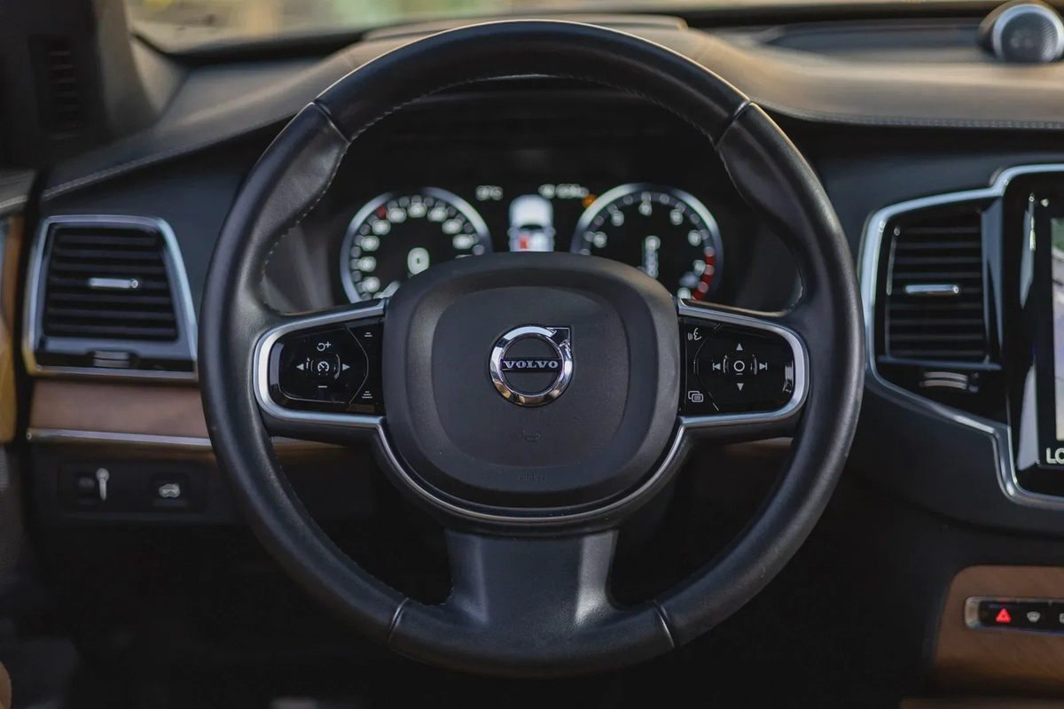 Volvo XC90 T6 2020-11-11