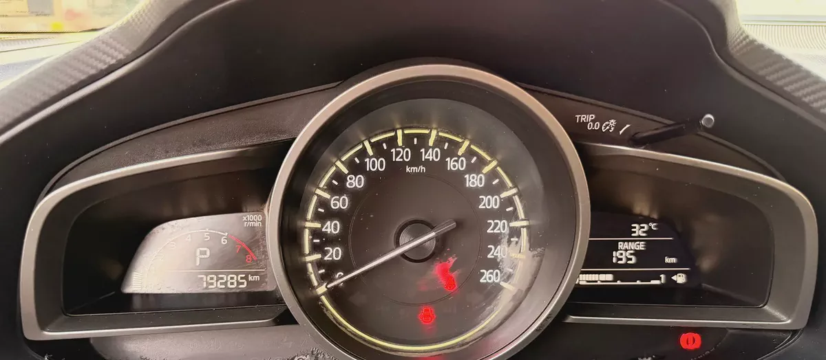 Mazda 3 100th Anniversary 2018 GCC Specs-11-11