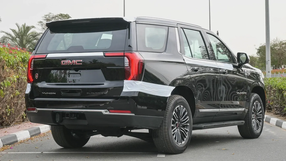 GMC YUKON Elevation RWD 5.3L V8 - 2025 - Brand New (Export)-3-3