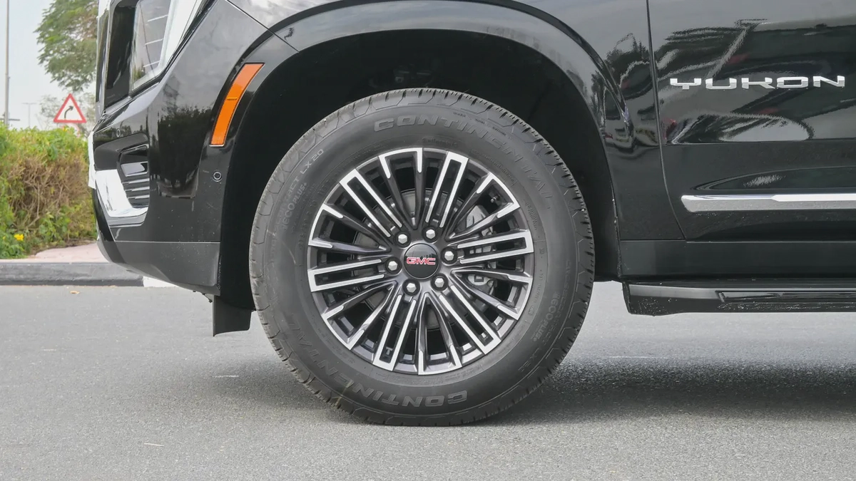 GMC YUKON Elevation RWD 5.3L V8 - 2025 - Brand New (Export)-7-7