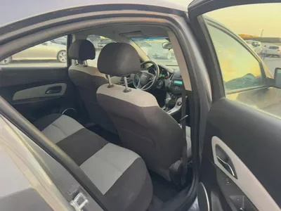 Chevorlet Cruze 2016 Gary color GacC calen car-2