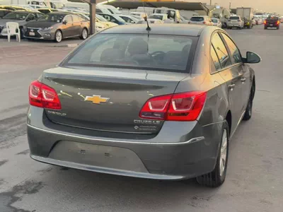 Chevorlet Cruze 2016 Gary color GacC calen car-4