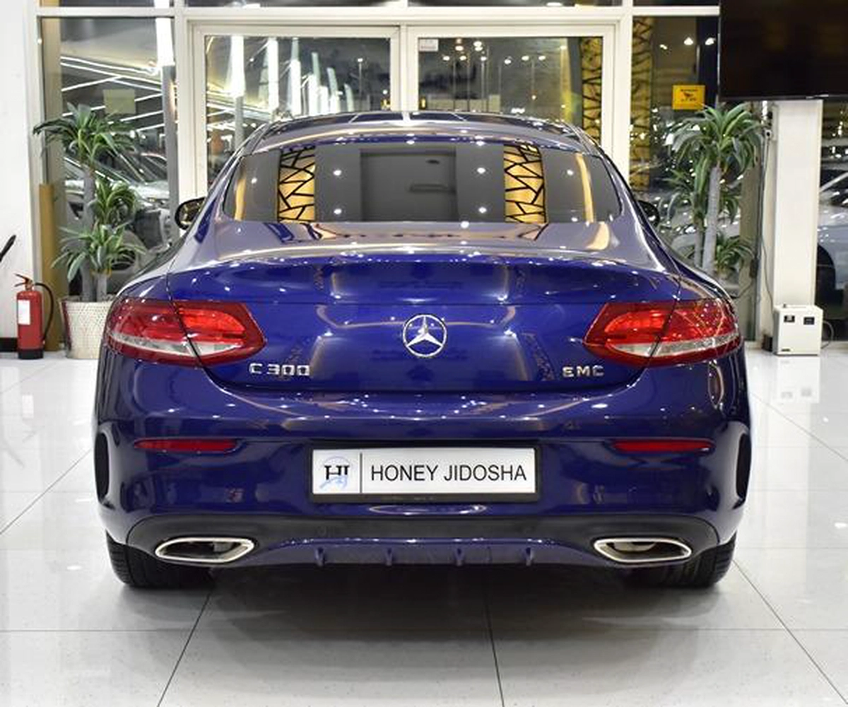Mercedes Benz C300 Coupe ( 2016 Model ) in Blue Color GCC Specs-9-9